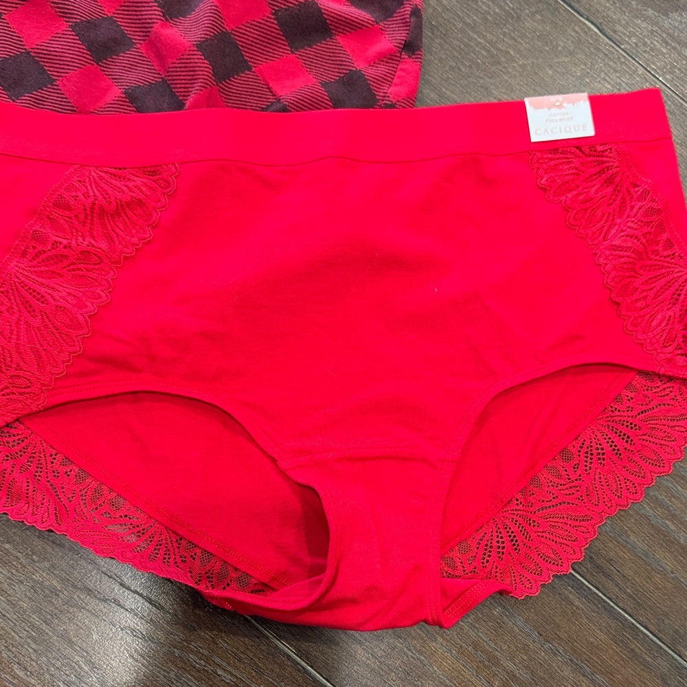 Cacique NWT (red pair) Lace Trim Panties and plaid pair both 14/16 - Picture 2 of 6
